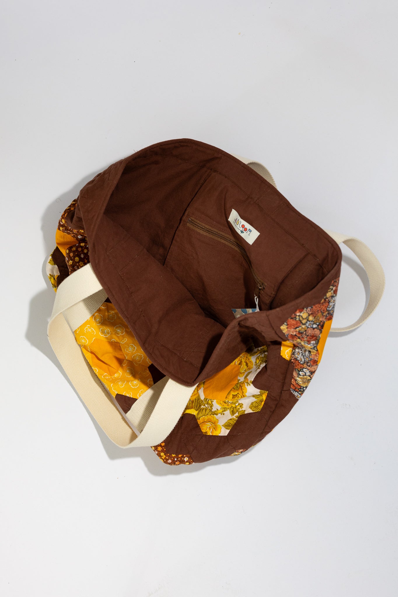 Nordic Quilt Couture - Flower Bag