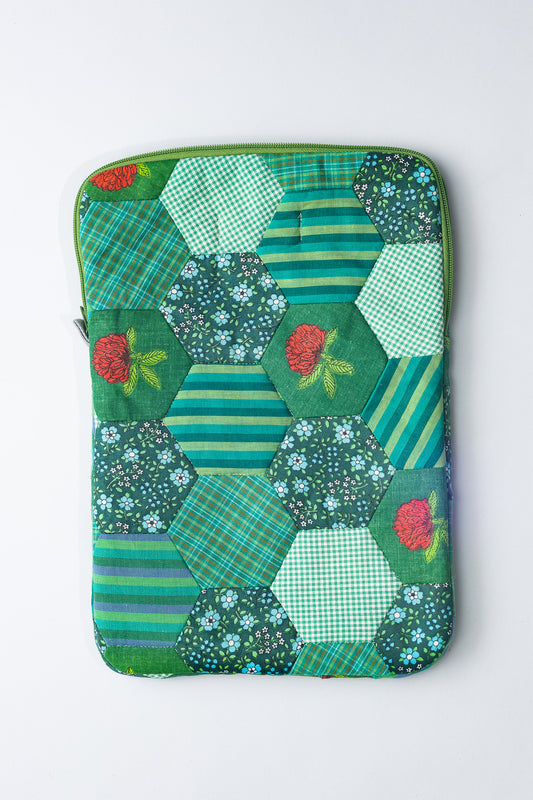 Nordic Quilt Couture - Laptop Bag Green